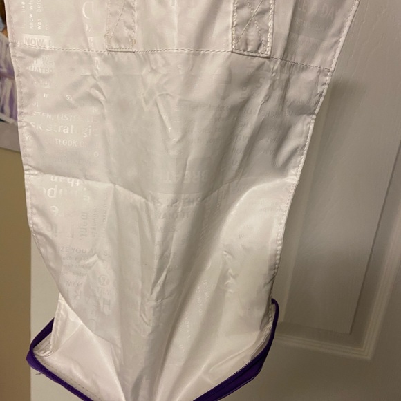 Purple Lululemon wallet bag - Picture 7 of 10